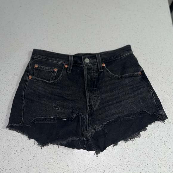 LEVI SHORTS - Picture 1 of 1
